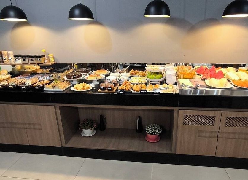 Buffet Ảnh