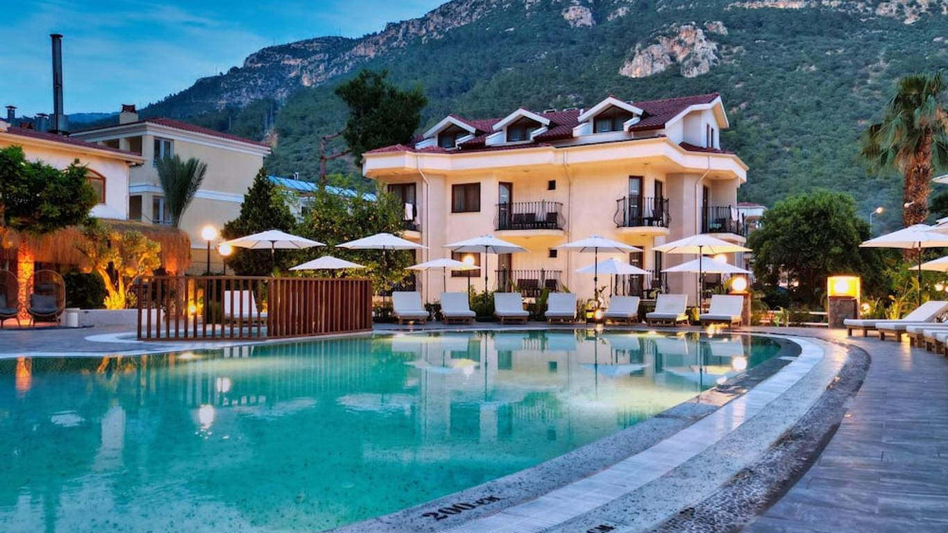 Ata Lagoon Beach Hotel