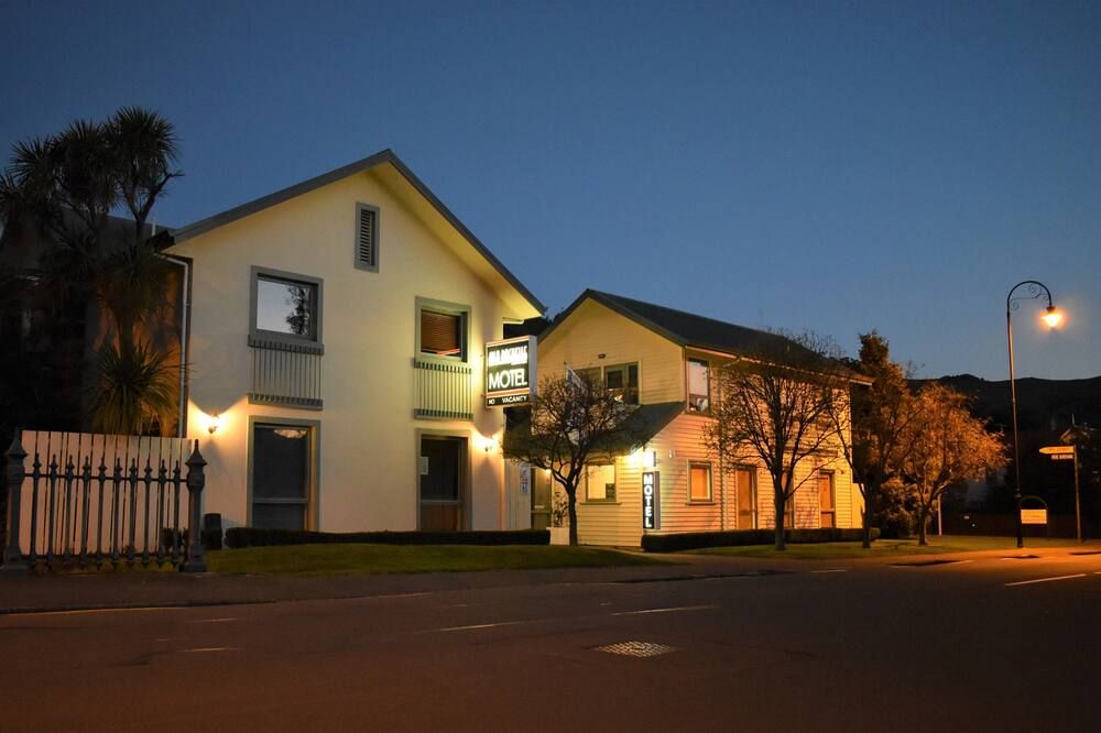 Toà nhà