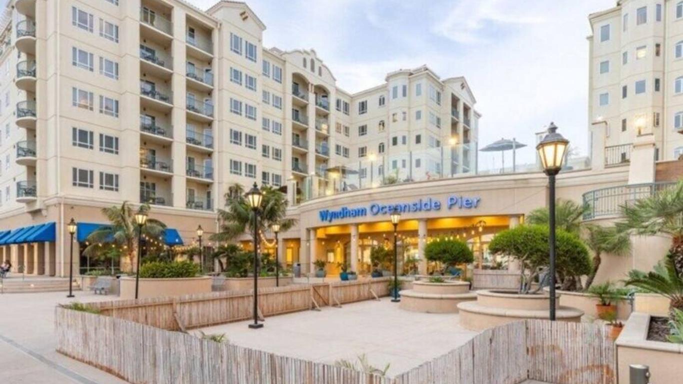 Cw Oceanside Pier