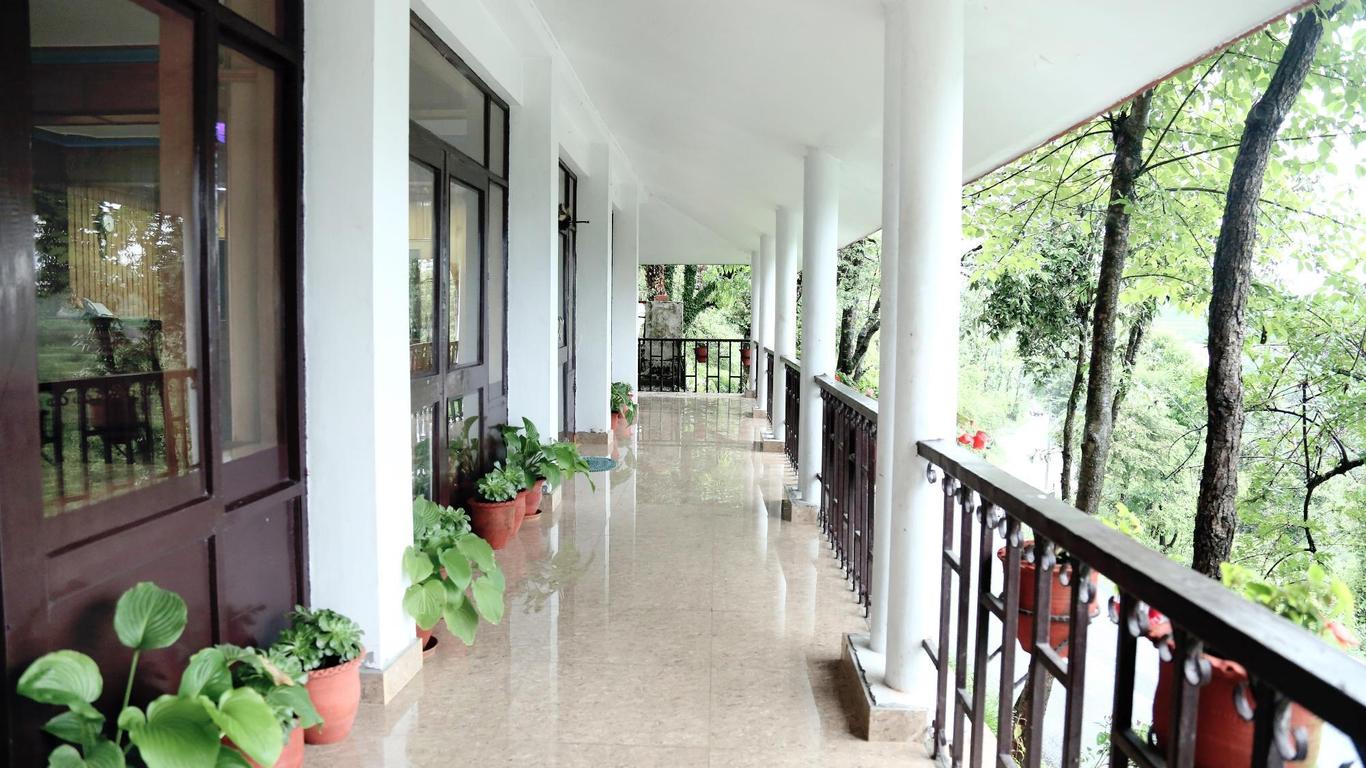 Surbee Resorts