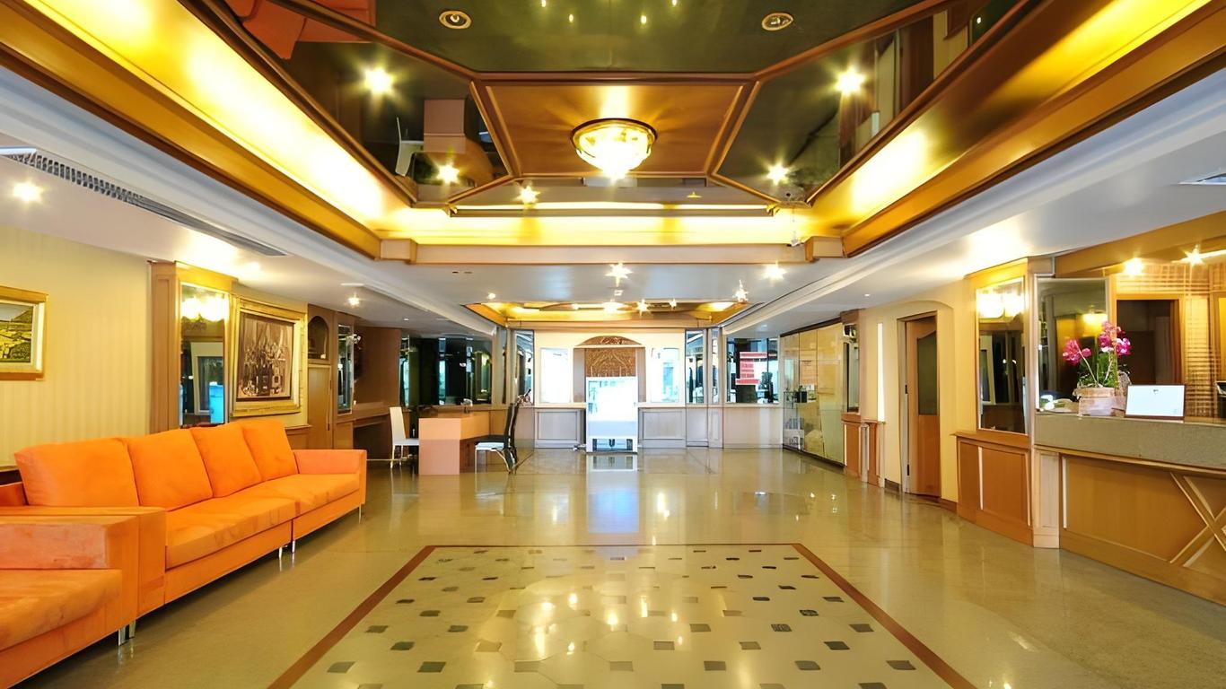 Aunchaleena Grand Hotel