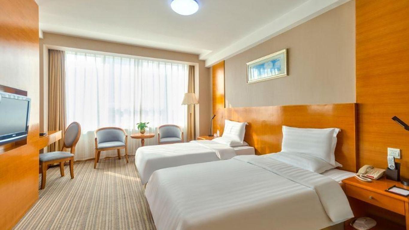 Bolt Hotel