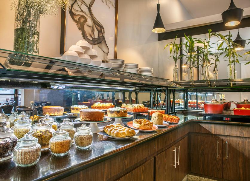 Buffet Ảnh