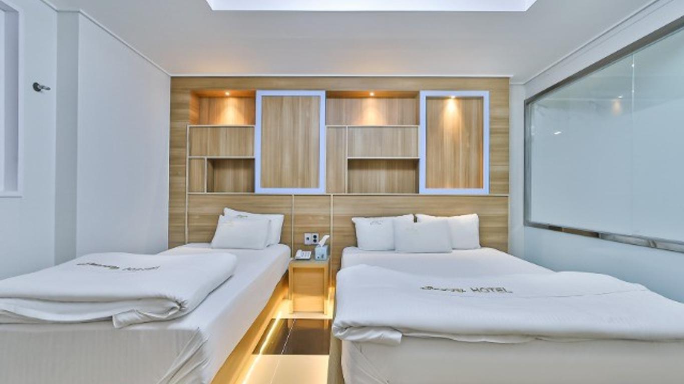 Savoy Hotel
