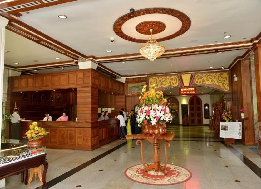 Lễ tân Ảnh