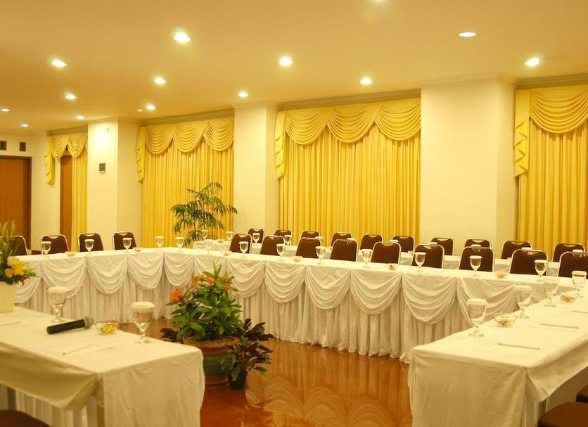 Khác Ảnh
