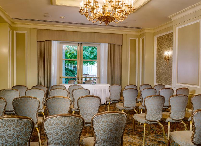Conference room Ảnh