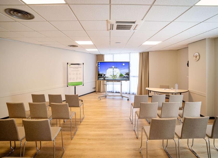 Conference room Ảnh