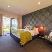 City Lights Boutique Lodge