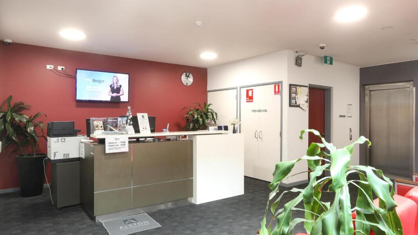 Alston Apartments Hotel
