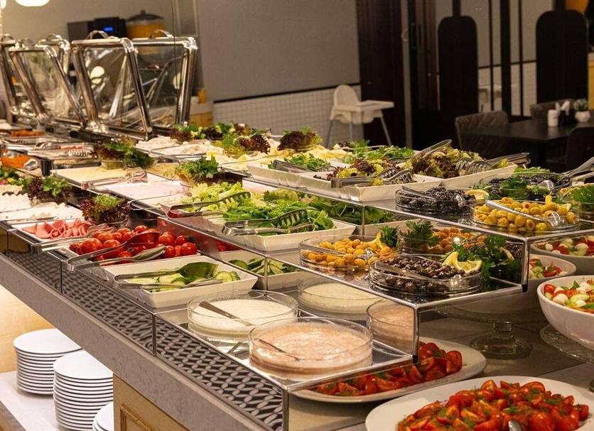 Buffet Ảnh