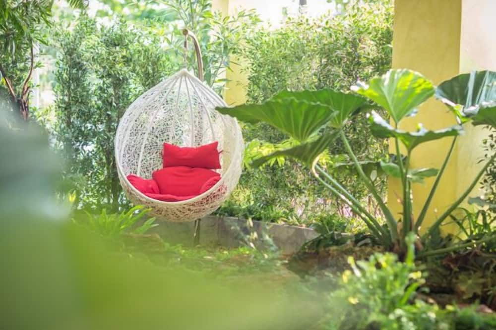 Cảnh ngoài trời