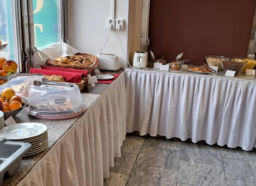 Buffet Ảnh