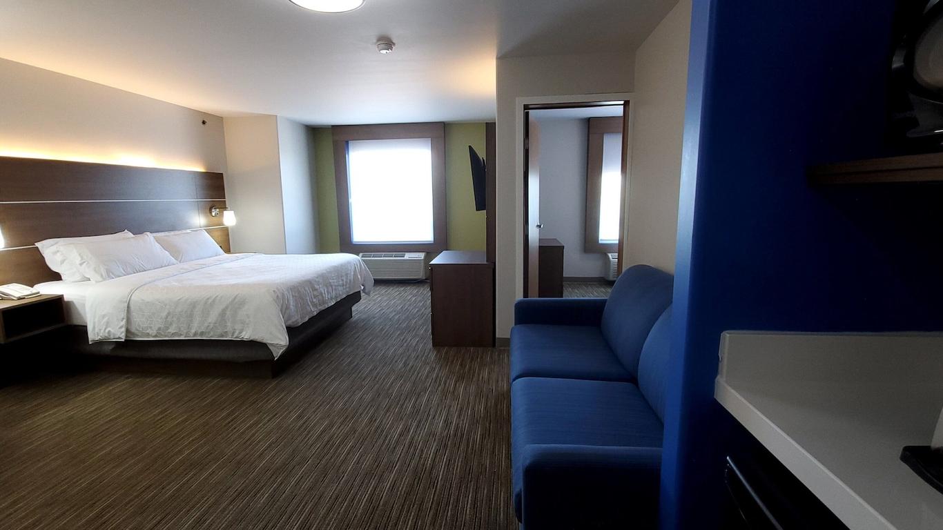 Holiday Inn Express & Suites Regina-South