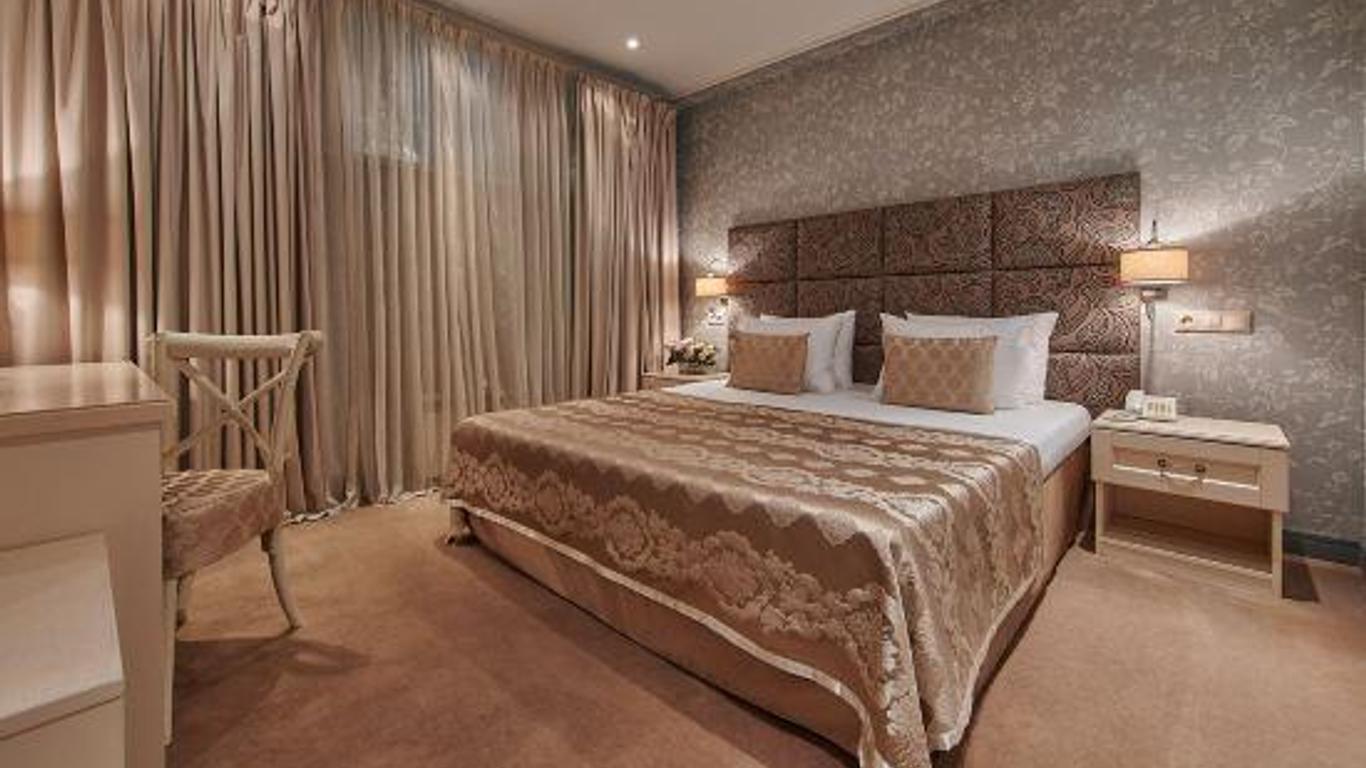 Hotel De Paris- Moscow
