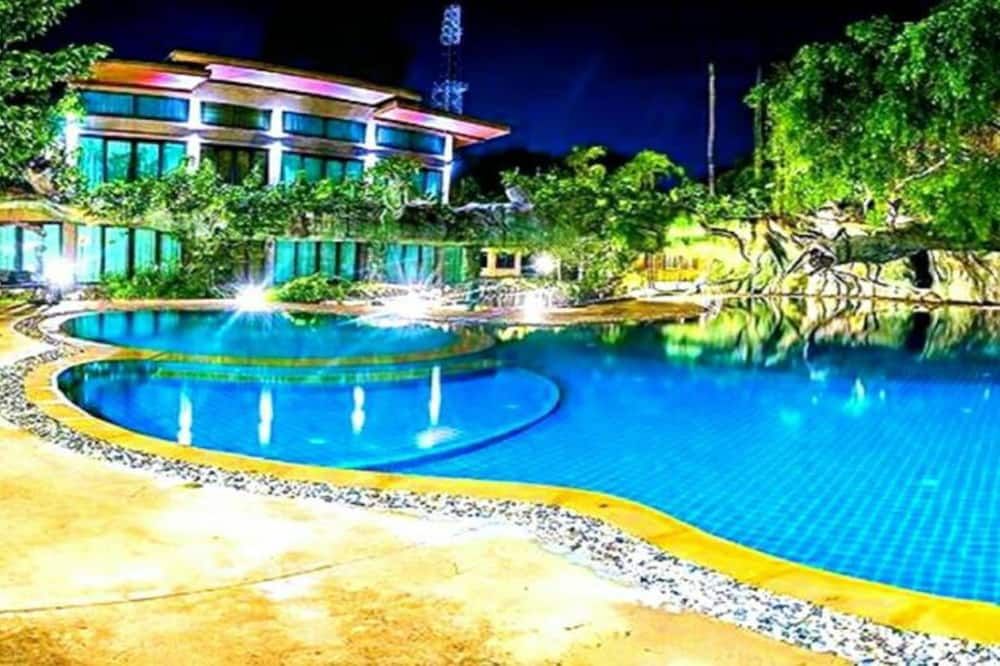 Bể bơi