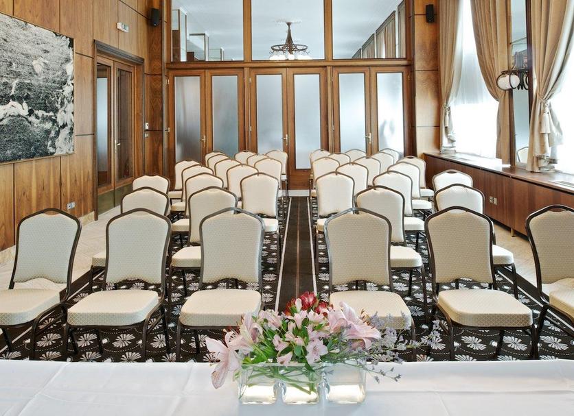 Conference room Ảnh