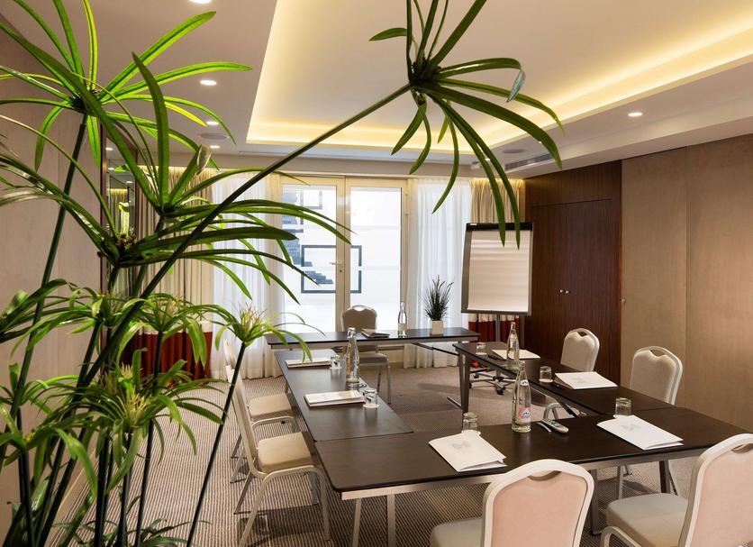 Conference room Ảnh