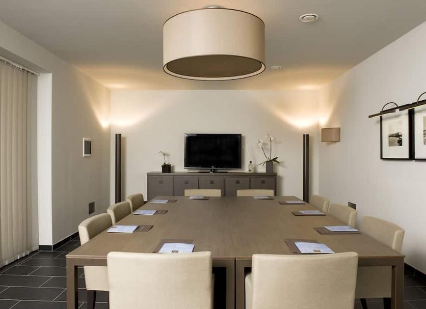 Conference room Ảnh