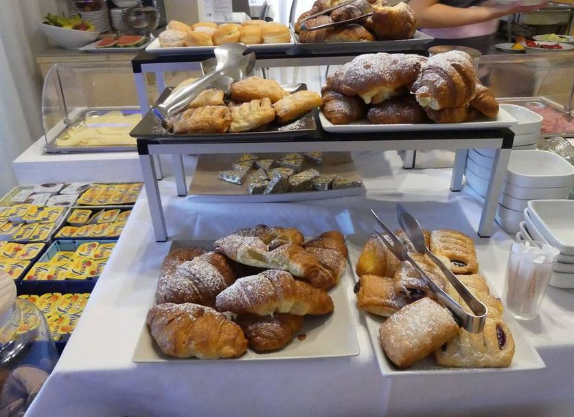 Buffet Ảnh