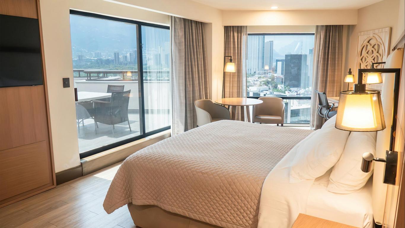 MS Milenium Monterrey, Curio Collection by Hilton