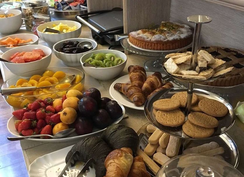 Buffet Ảnh