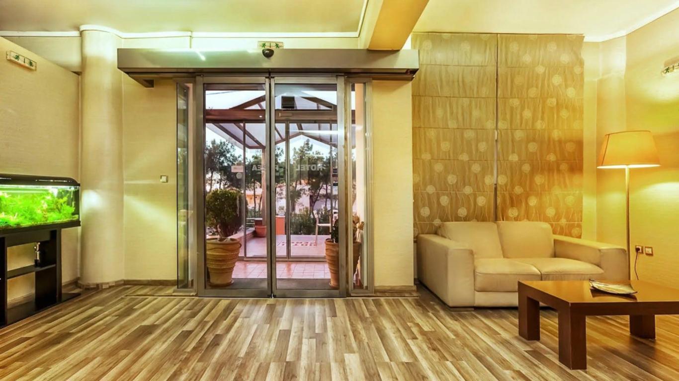 Perea Hotel