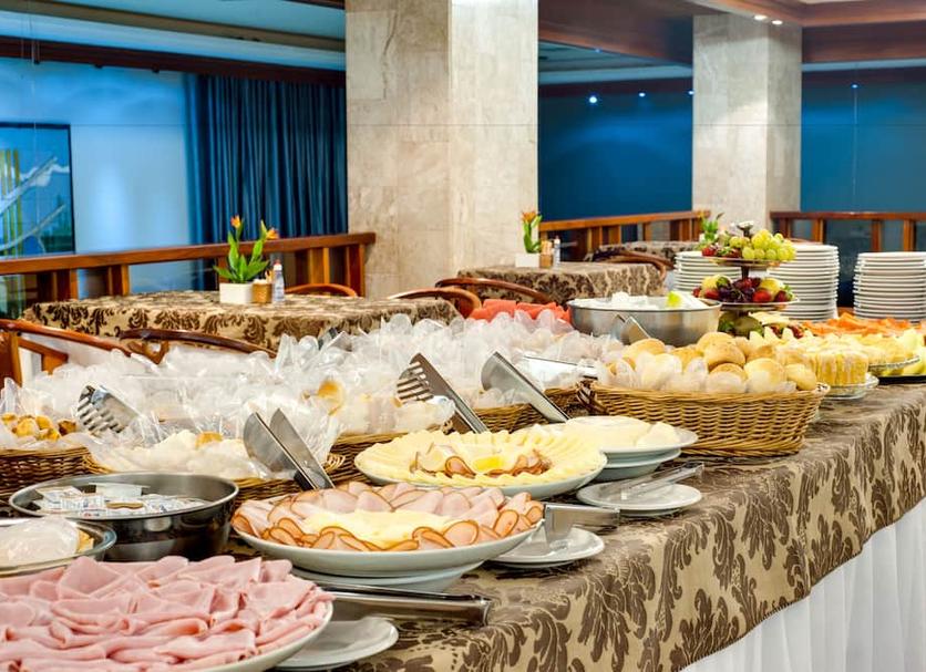 Buffet Ảnh