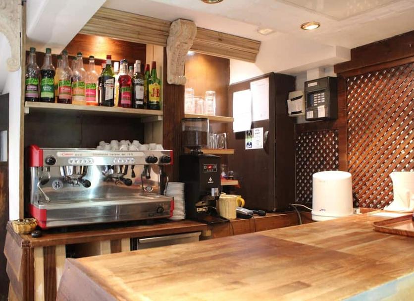 Bar Ảnh