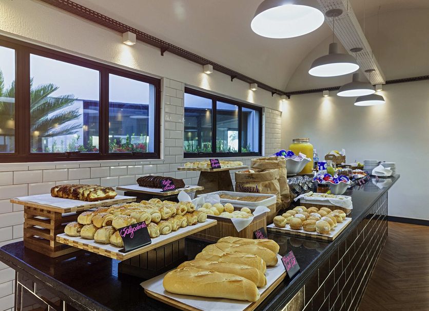 Buffet Ảnh