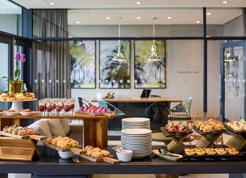 Buffet Ảnh
