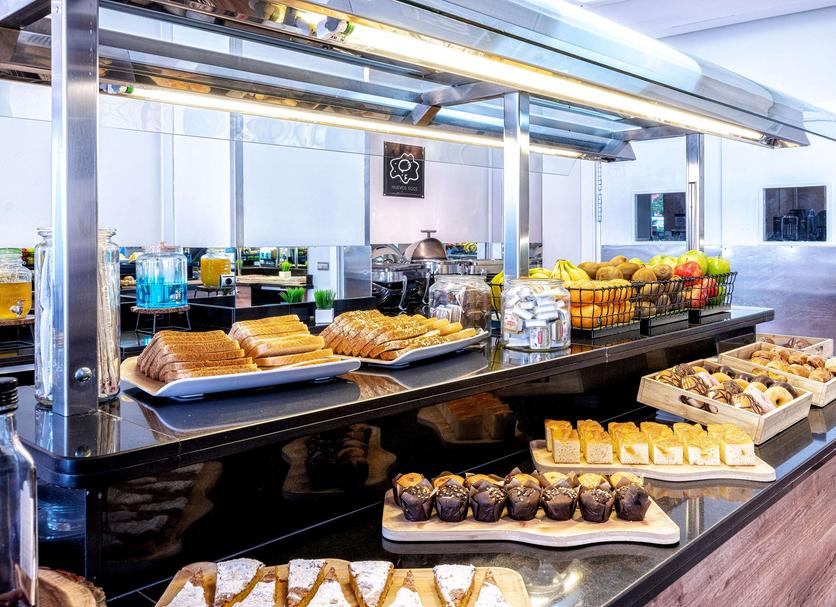 Buffet Ảnh