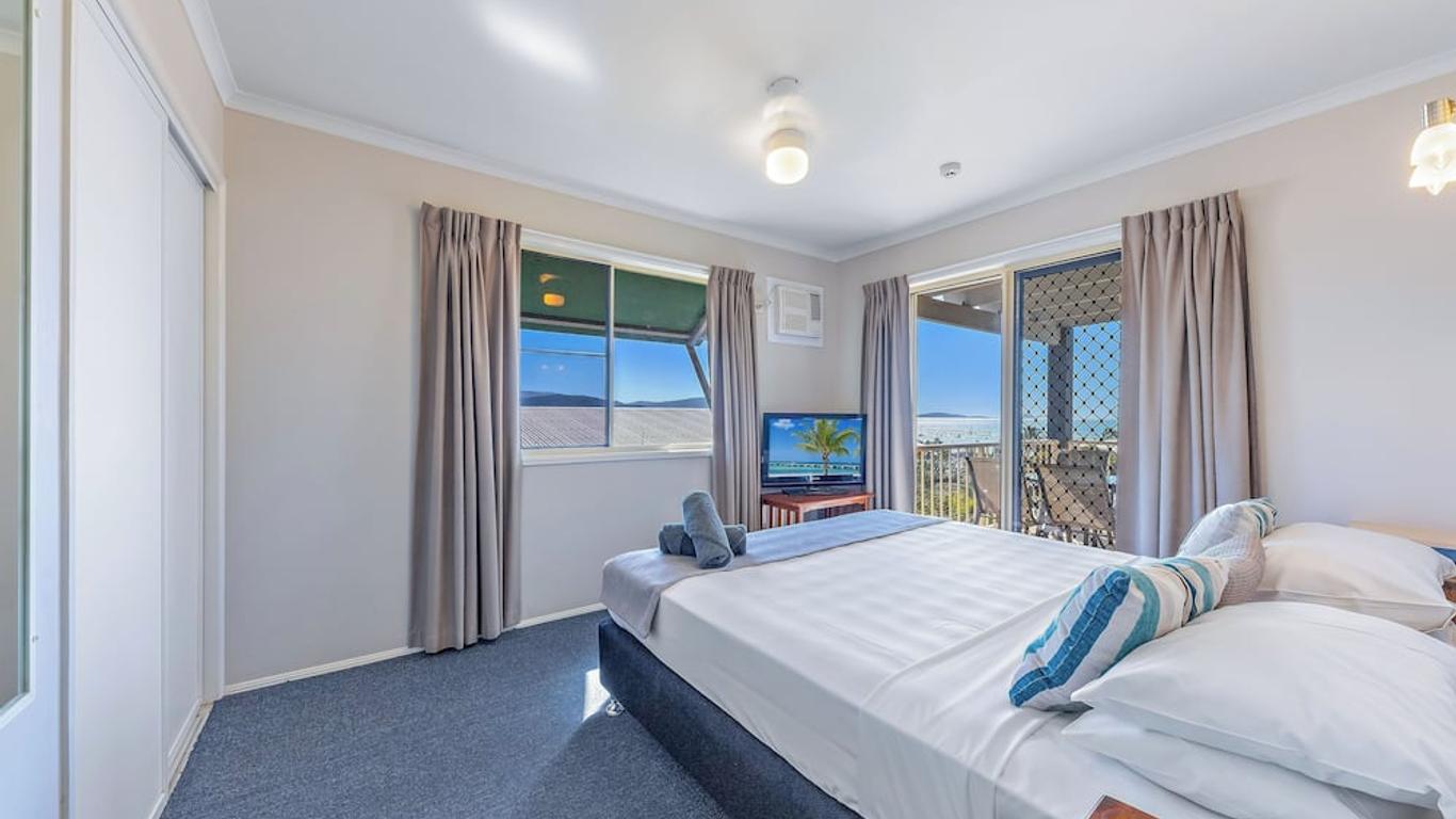 Airlie Apartments