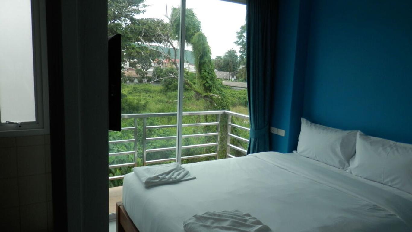 Cheeky Monkey's Samui