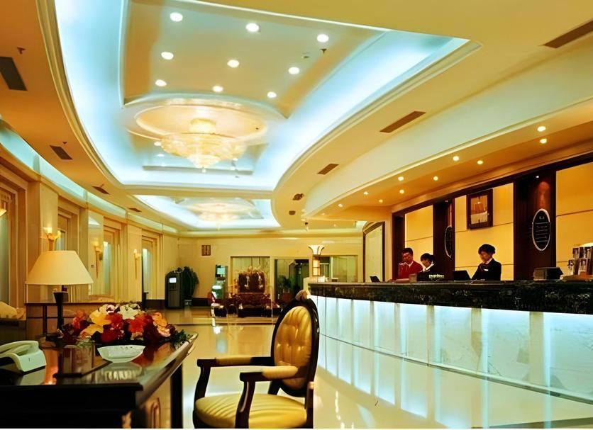 Lễ tân Ảnh