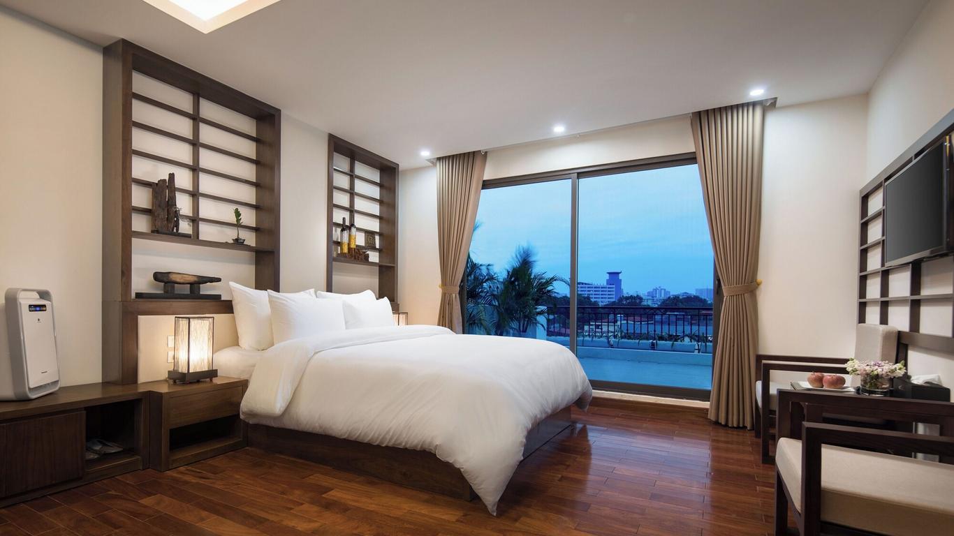 Brandi Fuji Hotel