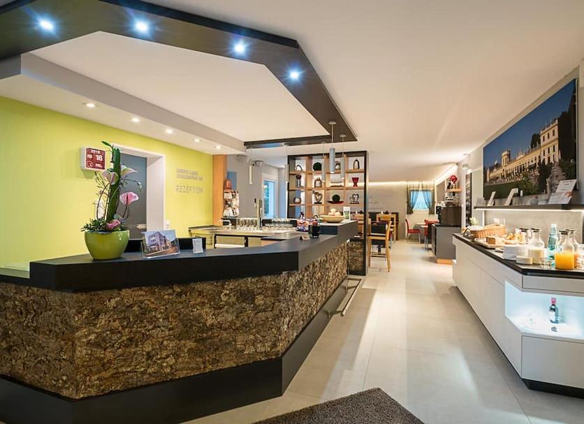 Buffet Ảnh