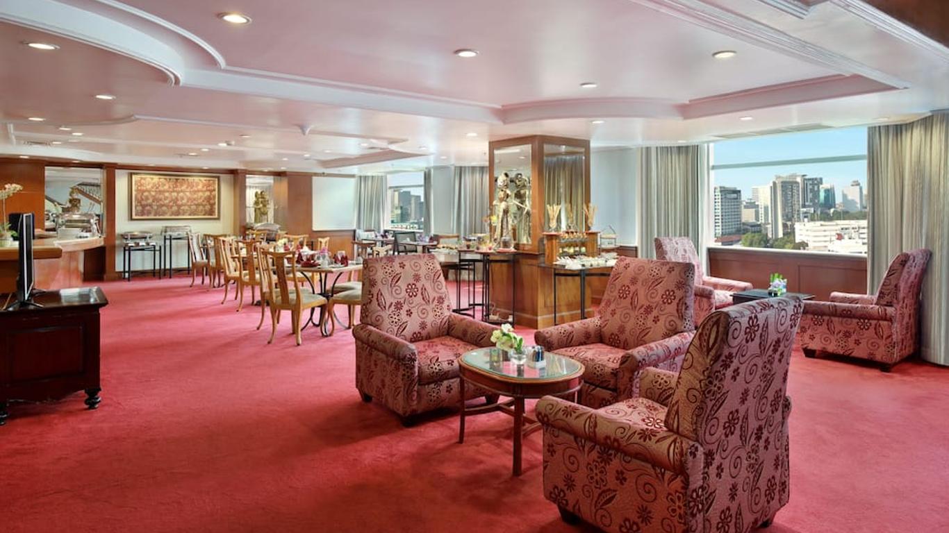 Lumire Hotel & Convention Centre