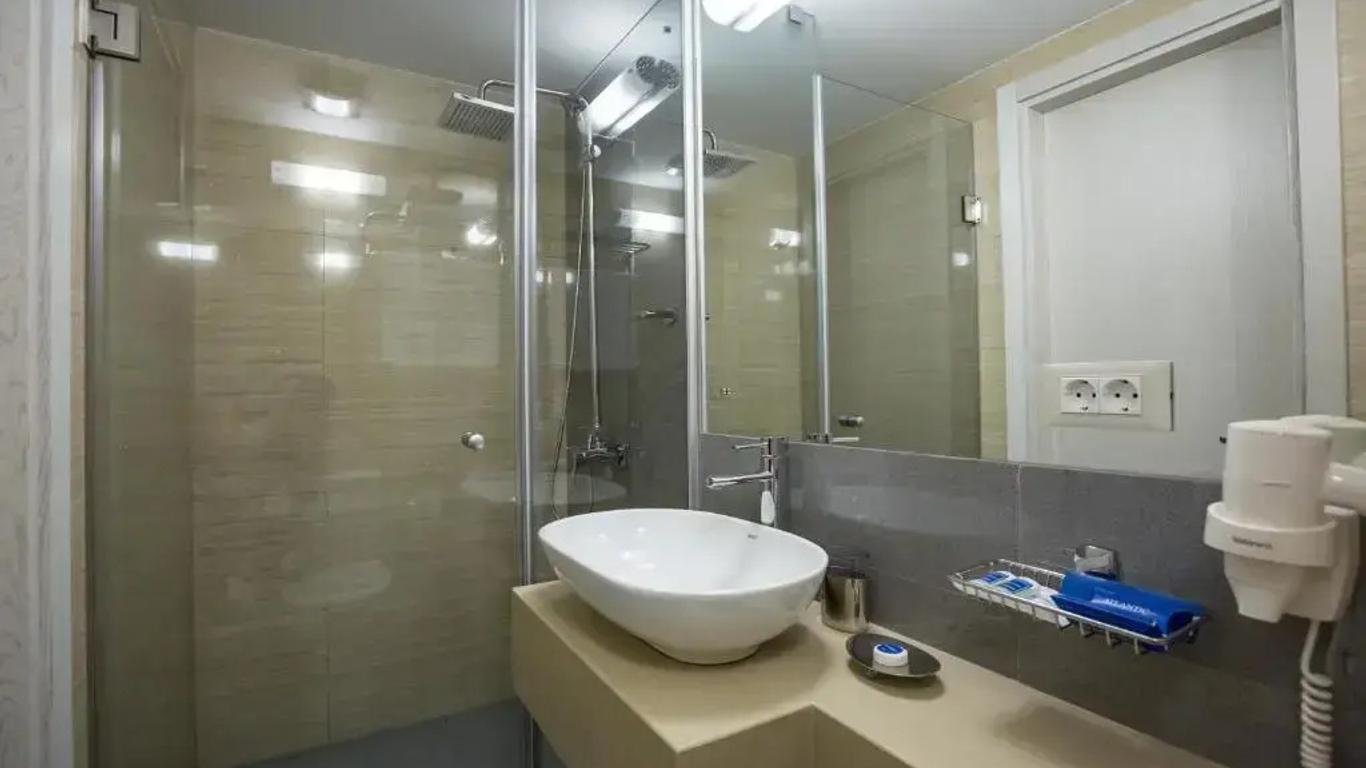 Atlantic Garden Resort