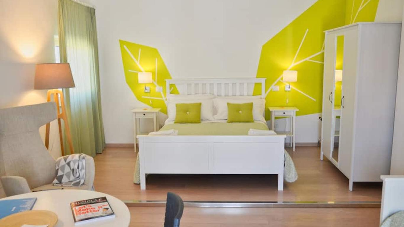 Petit Hotel