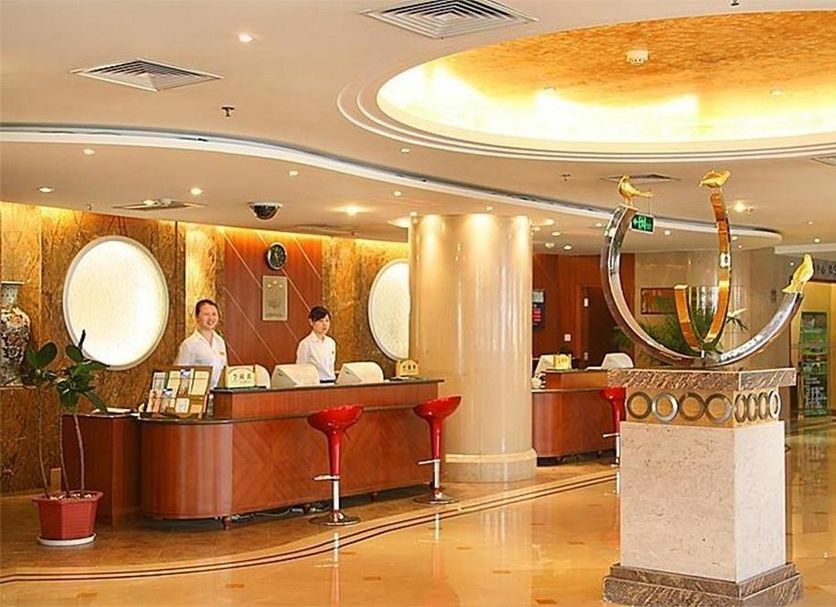 Lễ tân Ảnh