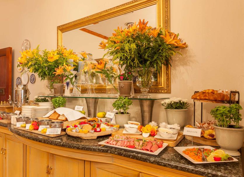 Buffet Ảnh