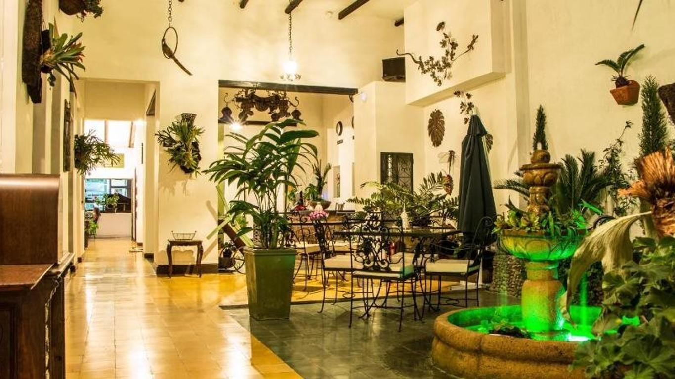 Boutique Porton De Granada