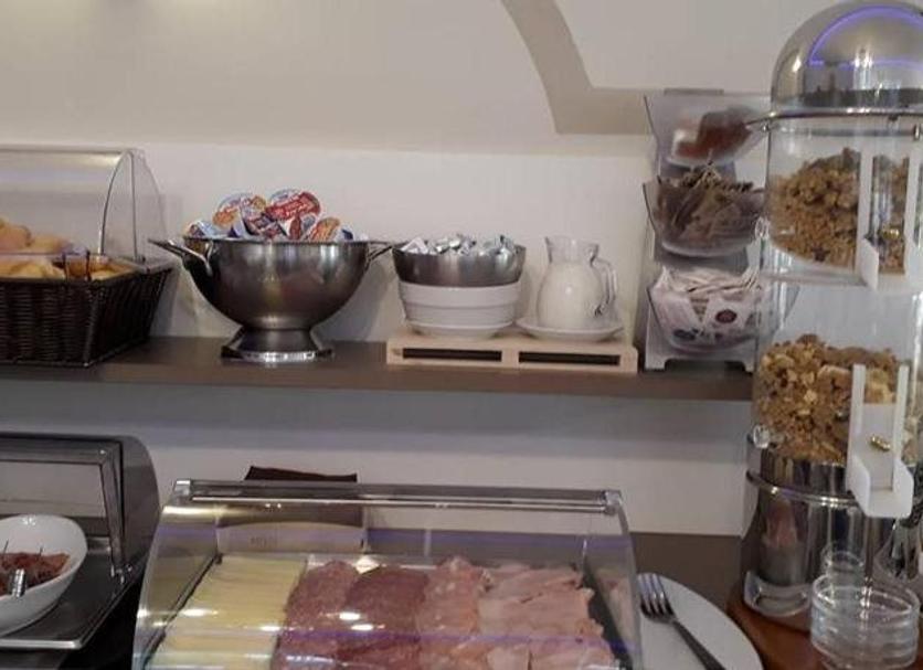 Buffet Ảnh
