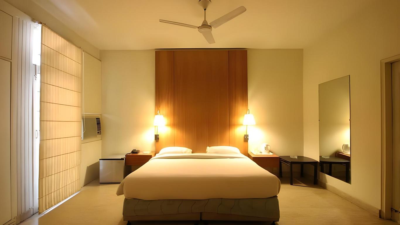 Super Hotel O Gem 92