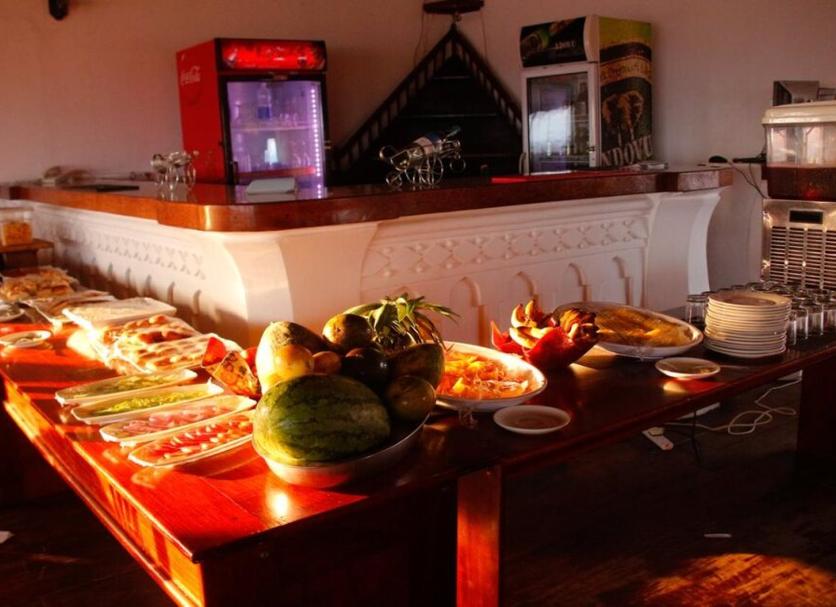 Buffet Ảnh