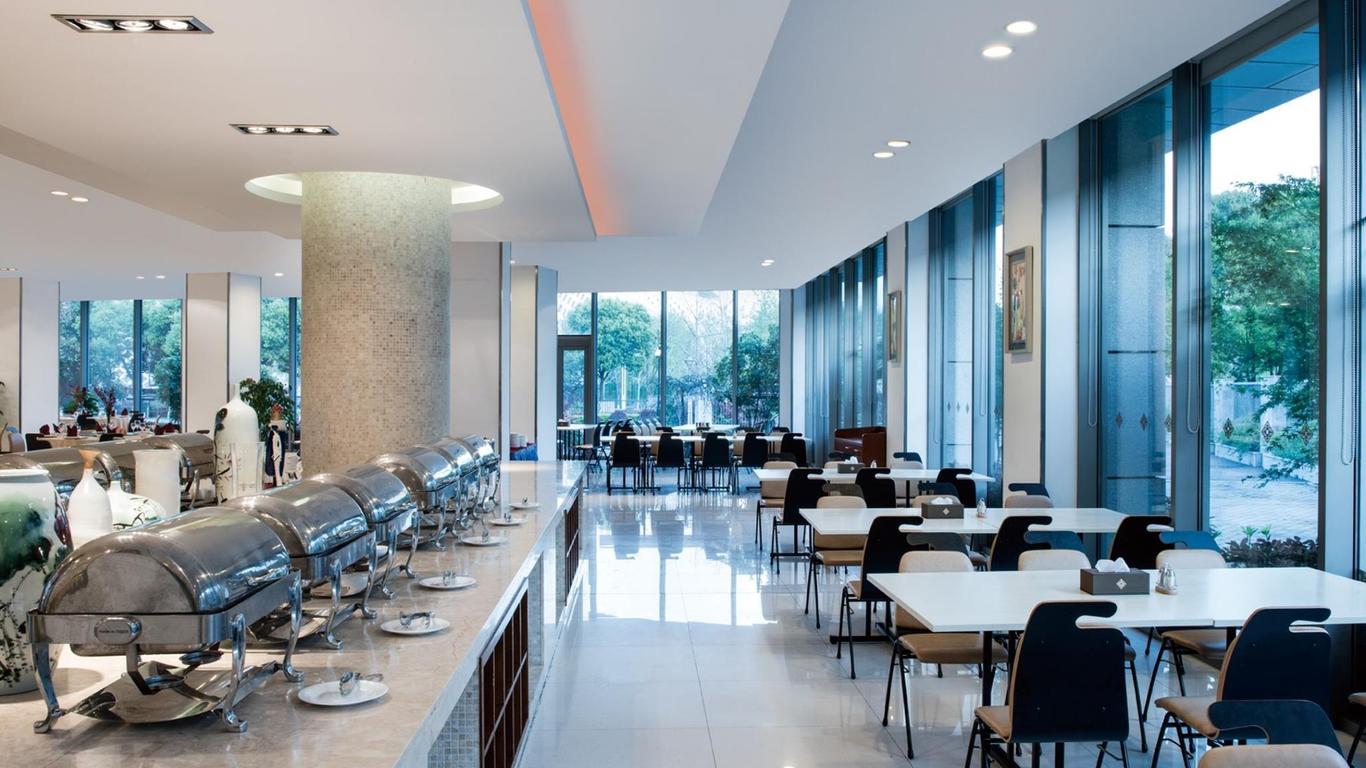 Nanjing Expo Center Hotel