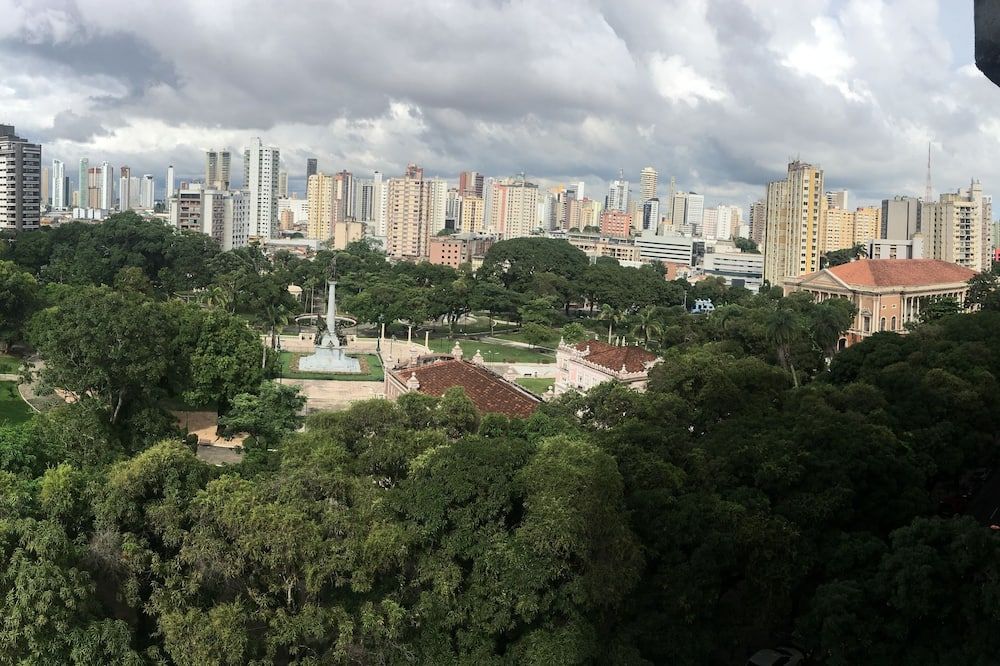 Cảnh ngoài trời