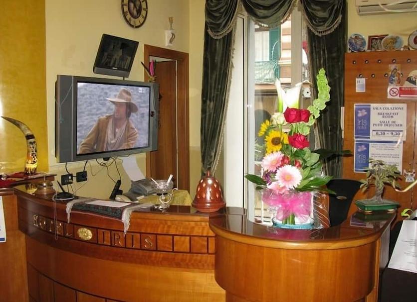 Lễ tân Ảnh